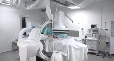 В республиканском сосудистом центре выполнили первую хирургическую операцию.